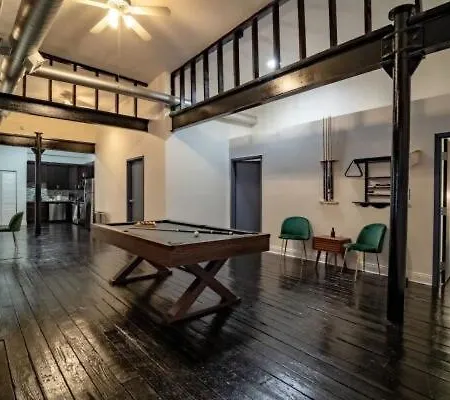 Luxury 5br South Loop, Mccormick Place, Pool Table Chicago
