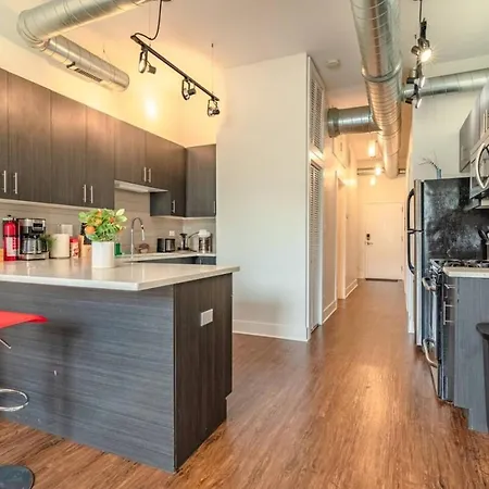 Spacious 3br 420-friendly | Mccormick & Uic Campus *