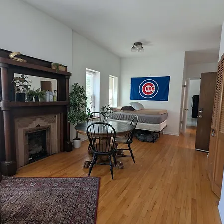 Cubs Near Wrigley *
