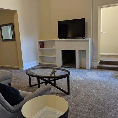 Downtown Vintage Apartment *