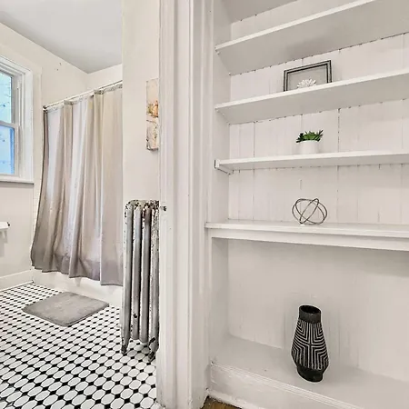 3br Spacious In - Newgard Rep Apartment *