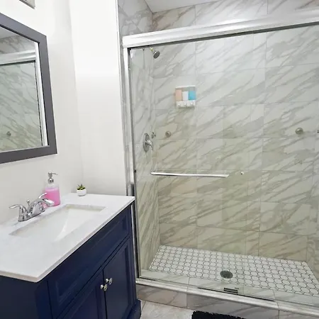 Business Leisure Smoke Ok 3br Near Mccormick *