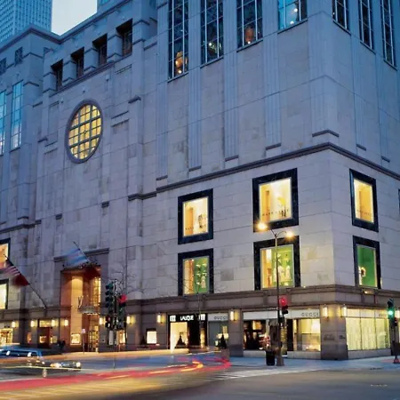 Gold Coast 2br Near Oak Street * Chicago