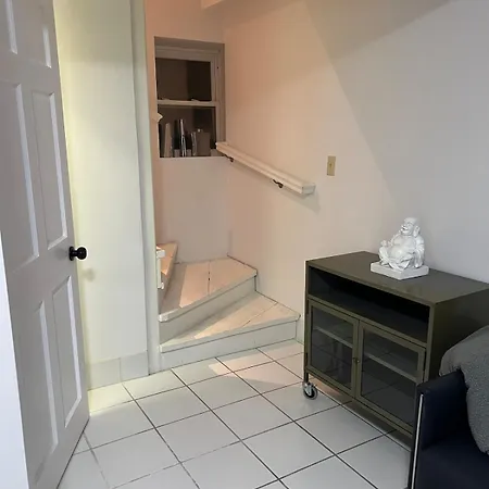 Private 2br 2ba Heart Of Boystown Walk To Wrigley