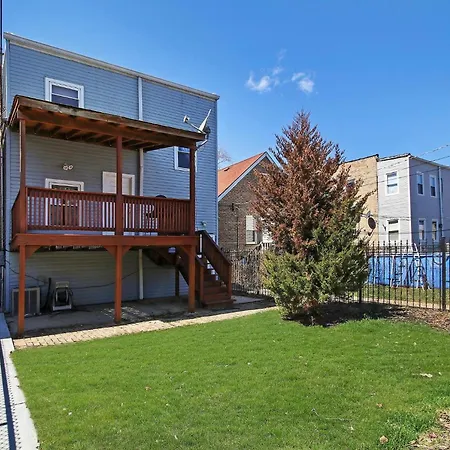 2 Bed Near Ohare - Free Garage Parking - Quiet *