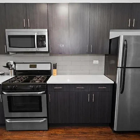 Apartment Business Leisure Smoke Ok 3br Near Mccormick Chicago