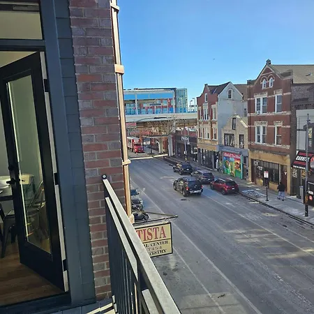 Updated 3 Bedroom Downtown Pilsen * Chicago