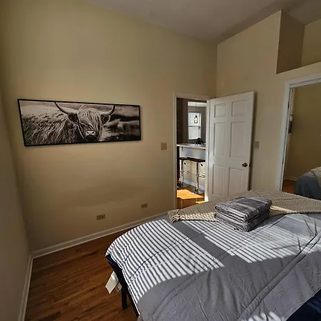 Two Bedroom West Loop