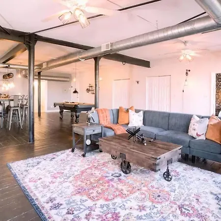 Spacious 4br Near Mccormick & Soldier Field