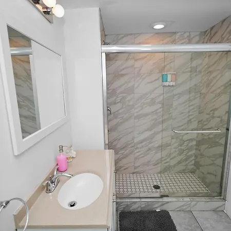 Apartment Cozy Smoke Ok 3br Near Mccormick Chicago
