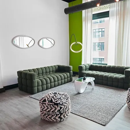 Apartment Spacious 6br Group Unit Near Mccormick & Lakefront Chicago