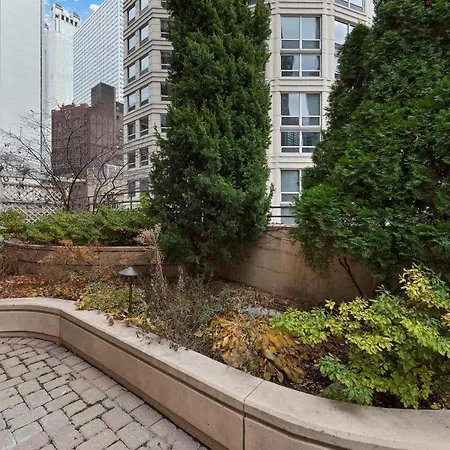Apartment The Bernadin- Designer 3br Center With Balcony