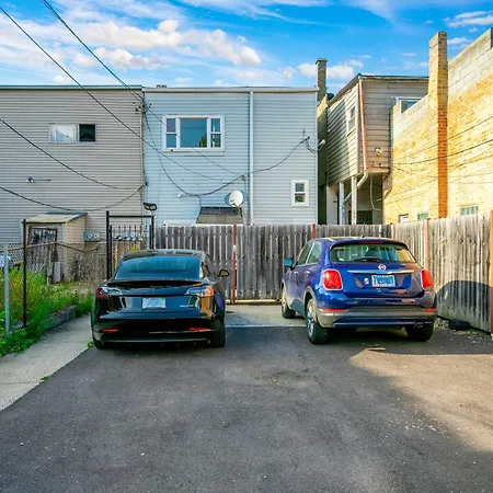 Logan Sq 4br - Free Parking - Near Nightlife & Dt * Chicago