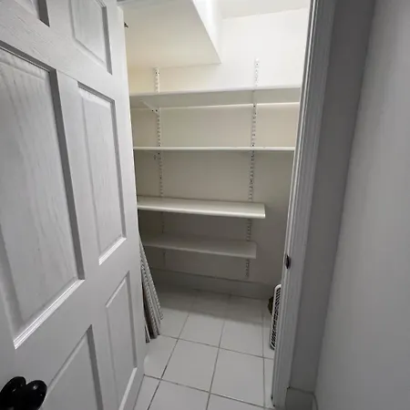 Apartment Private 2br 2ba Heart Of Boystown Walk To Wrigley *
