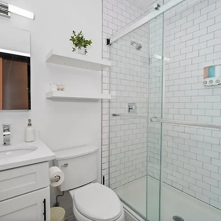 Pilsen 6br Getaway With Game Room, Gym & Paid Parking Near Soldier Field & Mccormick Place * Chicago