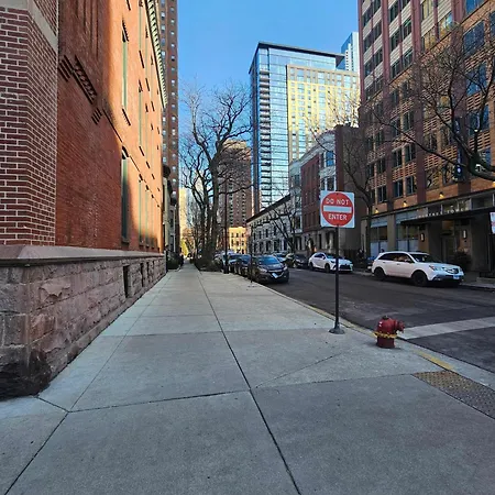 Apartment Gold Coast Downtown Sleeps 20 Chicago