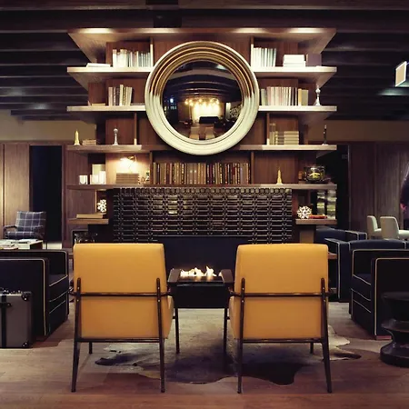 Thompson Chicago, By Hyatt 4* Chicago