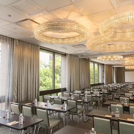 Thompson Chicago, By Hyatt Hotel