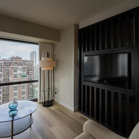 Thompson Chicago, By Hyatt Hotel Chicago
