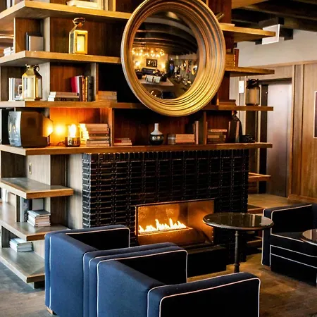 Thompson Chicago, By Hyatt 4*