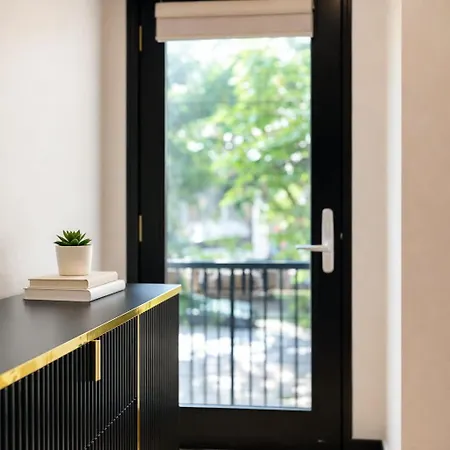 Cozy Wicker Park With Movie Holiday home *