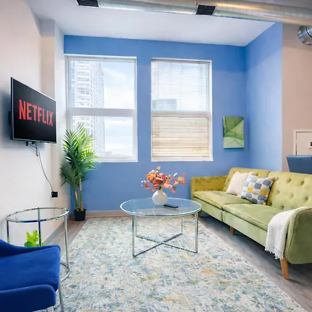 Modern 2br In South Loop Near Soldier Field, Grant Park, Downtown, & Lakefront Trail Apartment