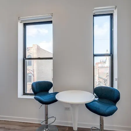 747 Lofts By Redawning - River West, Second Floor *