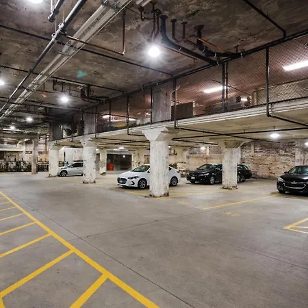 Bright 2br With Gym And Optional Parking Near Soldier Field, Museum Campus, Mccormick Place Chicago