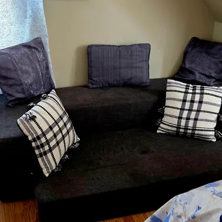 Apartment Comfortable & Relaxing Charming 3br Unit Chicago