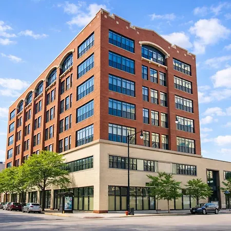 Mccormick By Slumber 5* Chicago