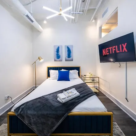 Mccormick By Slumber 5* Chicago