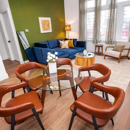 Apartment 3br King Beds Sleeps 8 Near Humboldt Park Chicago