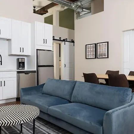 Apartment Livn Millennium Park Downtown 2br Chicago