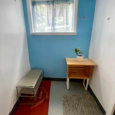 Lower Level Luxury Apartment *