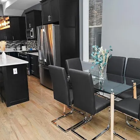 Modern 2br Retreat Near United Center Apartment *