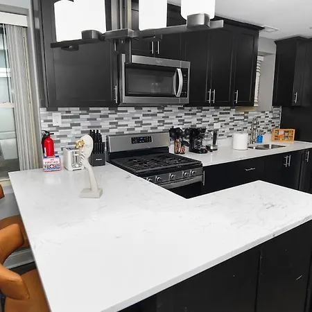 Apartment Cozy 2br Unit Near Garfield Park & United Center