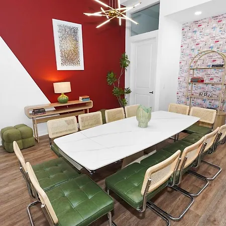Huge 5br Heart Of Fulton Market Duplex Of Dreams