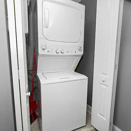 Cozy 2br Unit Near Garfield Park & United Center