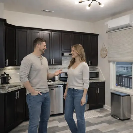 Stylish 2bedroom W Games & Free Parking