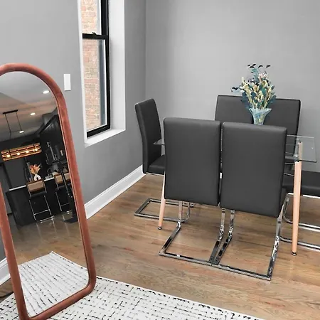Stylish 2br Near United Center & Mrt * Chicago
