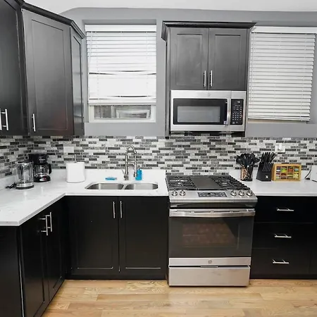 Apartment Modern 2br Retreat Near United Center *