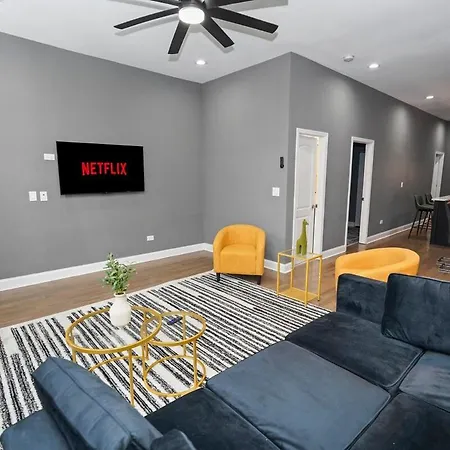 Apartment Modern 2br Retreat Near United Center