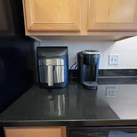 Apartment 2br Near Obama Presidential Ctr And Uofc Med Ctr Chicago
