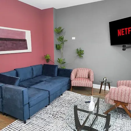 Apartment Stylish 2br Near United Center & Mrt *