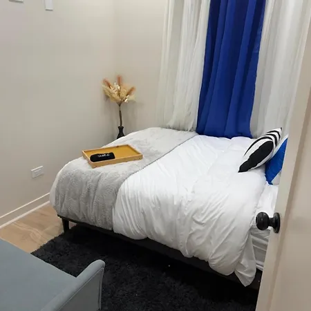Modern 3br Near United Center Apartment Chicago