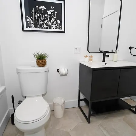 3br King Beds Sleeps 8 Near Humboldt Park * Chicago