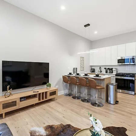 Comfy - Gym Free Parking & Modern Amenities Apartment Chicago