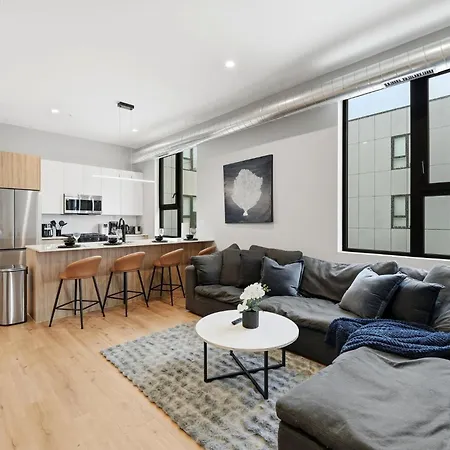Apartment Edgewater With Free Parking Gym Modern Living Chicago