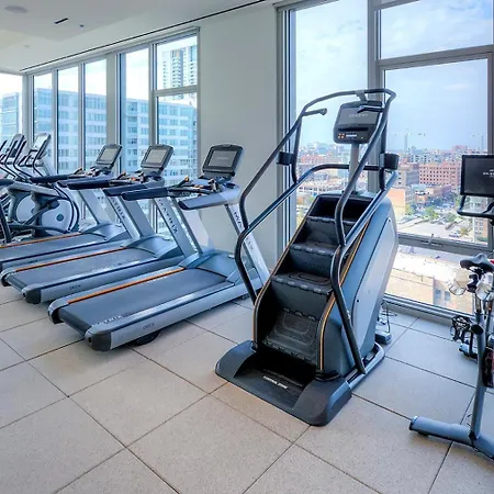Apartment Blueground West Loop Pool Gym Nr Willis Chi-1180