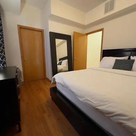 2br Near Obama Presidential Ctr And Uofc Med Ctr Apartment